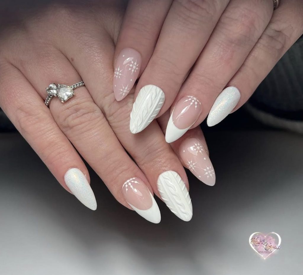 sweater pattern on nails